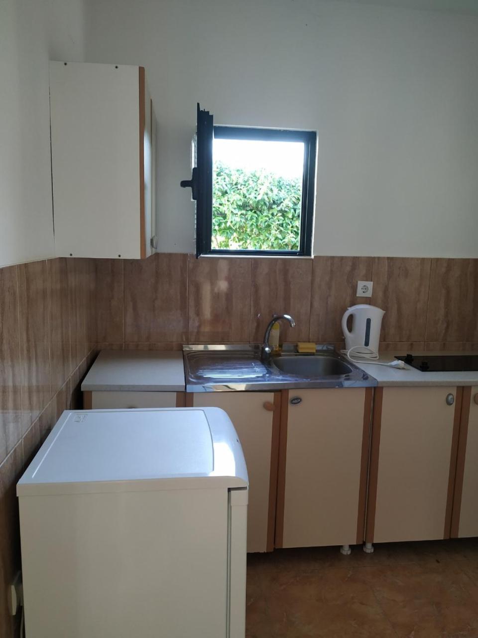 Kjara Apartments Тиват Экстерьер фото