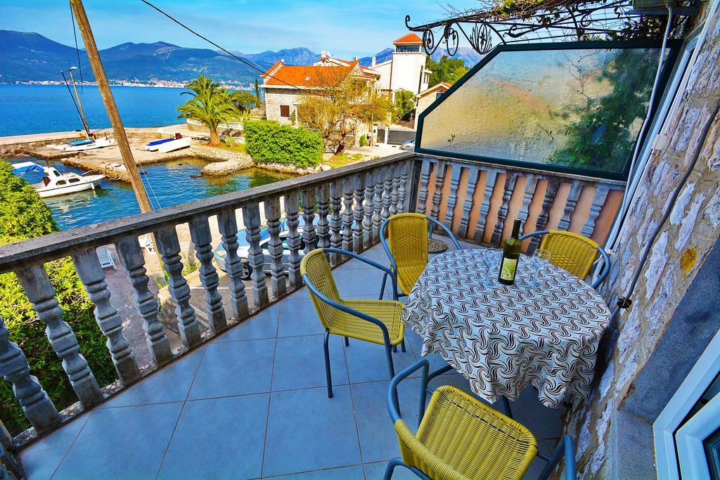 Kjara Apartments Тиват Экстерьер фото